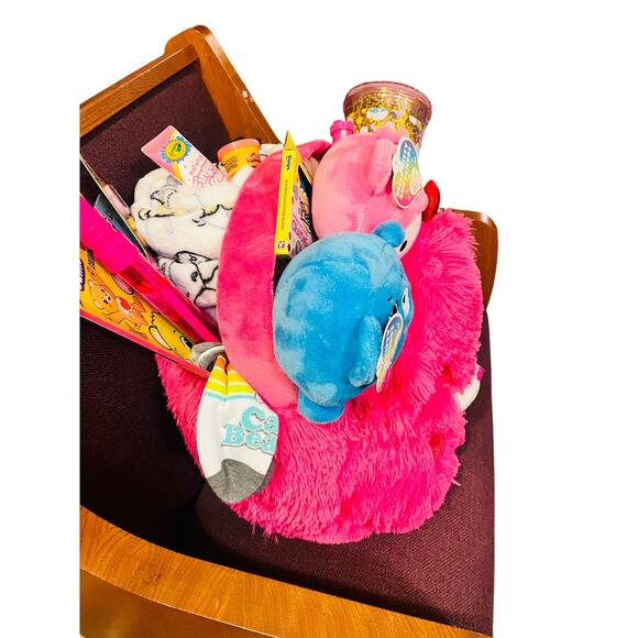 Care-bear pink giant Easter large fluffy basket 13x14 inches high includes pink - Picture 14 of 14